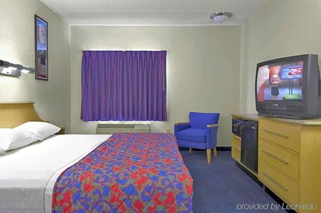 Red Roof Inn Houston - Westchase Buitenkant foto