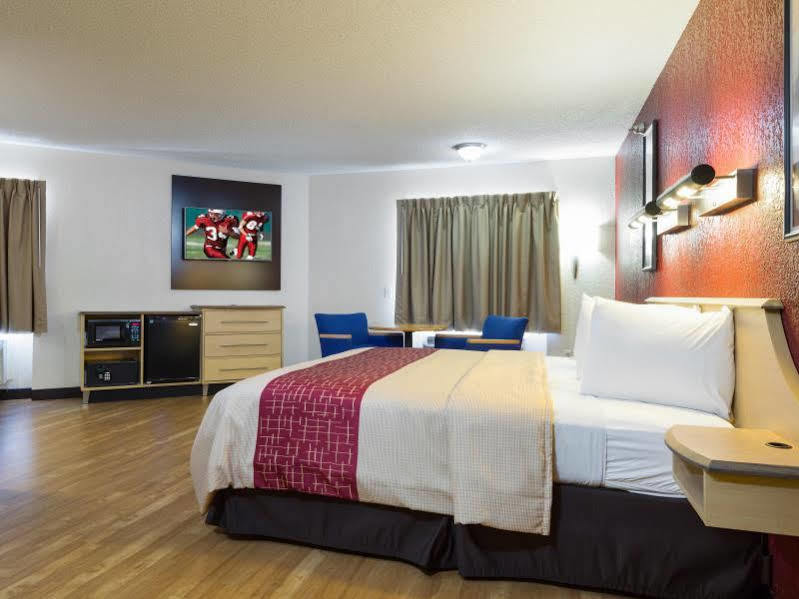 Red Roof Inn Houston - Westchase Buitenkant foto
